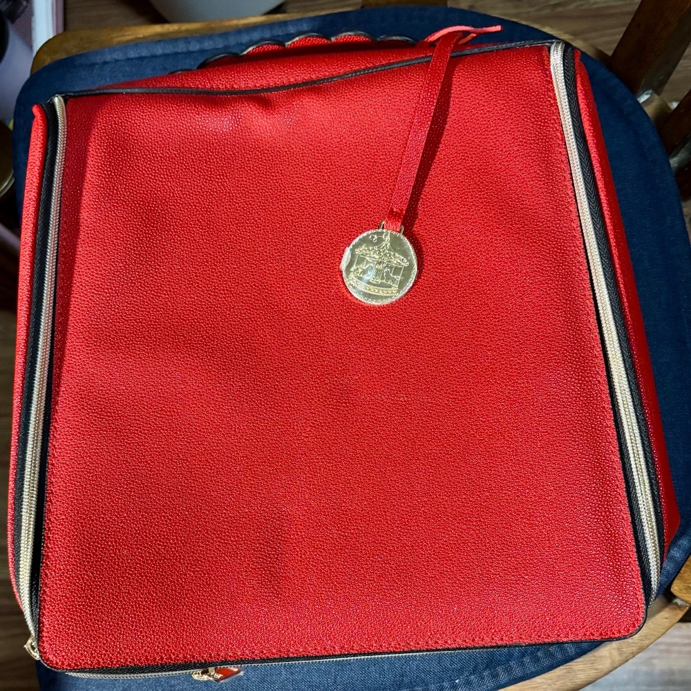 Red Eestee Lauder cosmetic bag